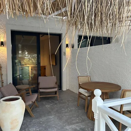 Da Doga Icinde Ciftlik Evleri Gaia Salamoria * אורלה