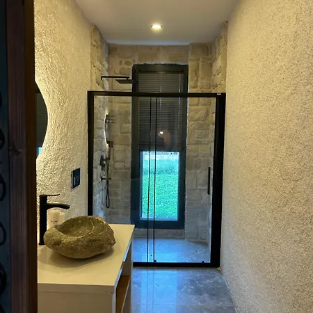 Da Doga Icinde Ciftlik Evleri Gaia Salamoria * Urla