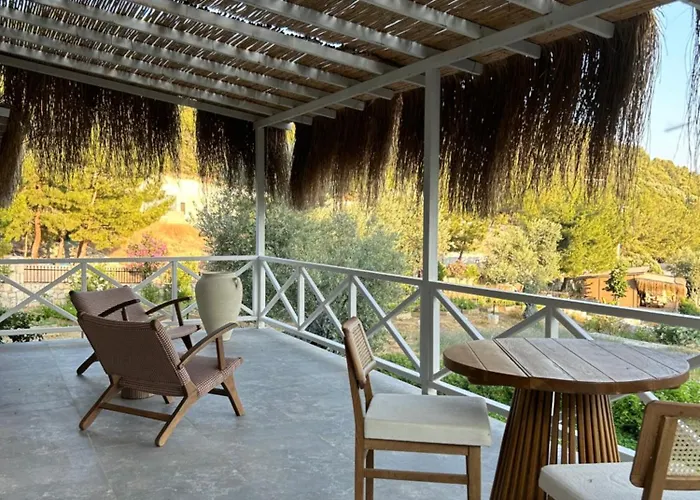 Da Doga Icinde Ciftlik Evleri Gaia Salamoria